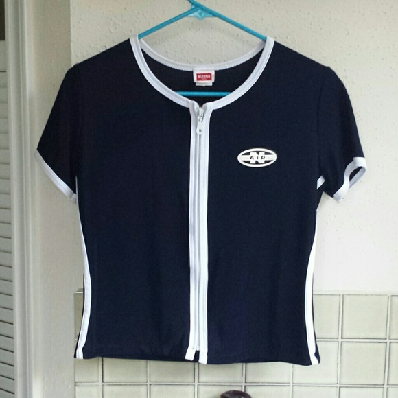 N Air Tops - Nike Air Active wear top women's Large